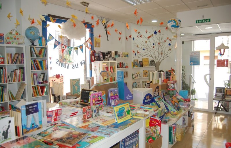 Librería En las Nubes, en Murcia (Librerías infantiles diferentes en España)
